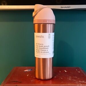 Owala Special Holiday Edition 24oz FreeSip Stainless Steel water bottle